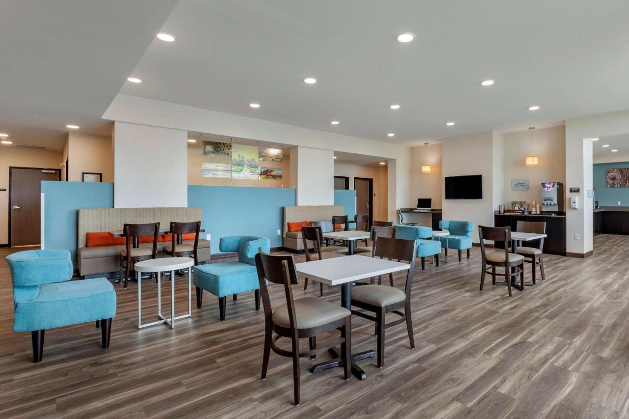 Mainstay Suites Waukee-West Des Moines מראה חיצוני תמונה
