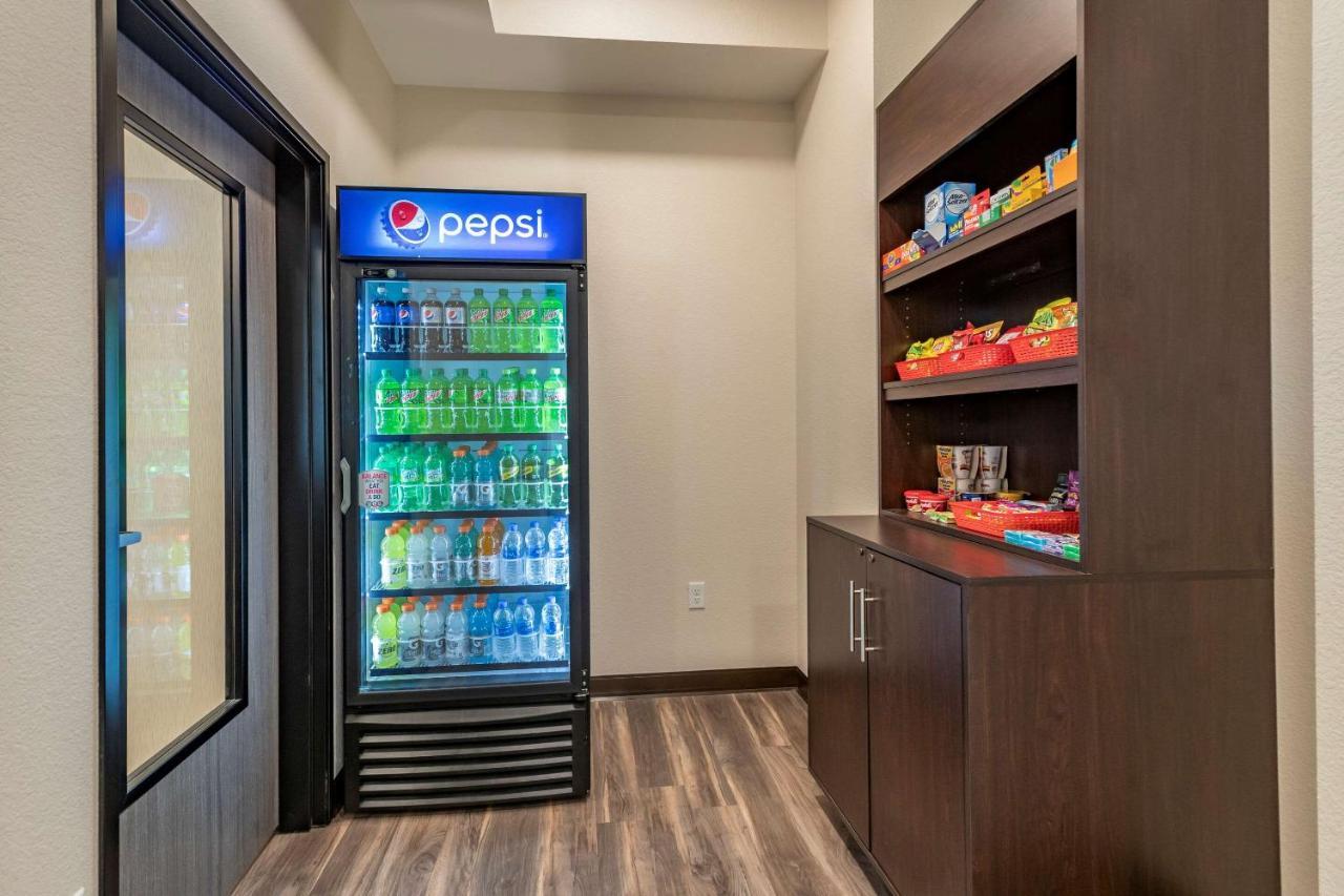 Mainstay Suites Waukee-West Des Moines מראה חיצוני תמונה