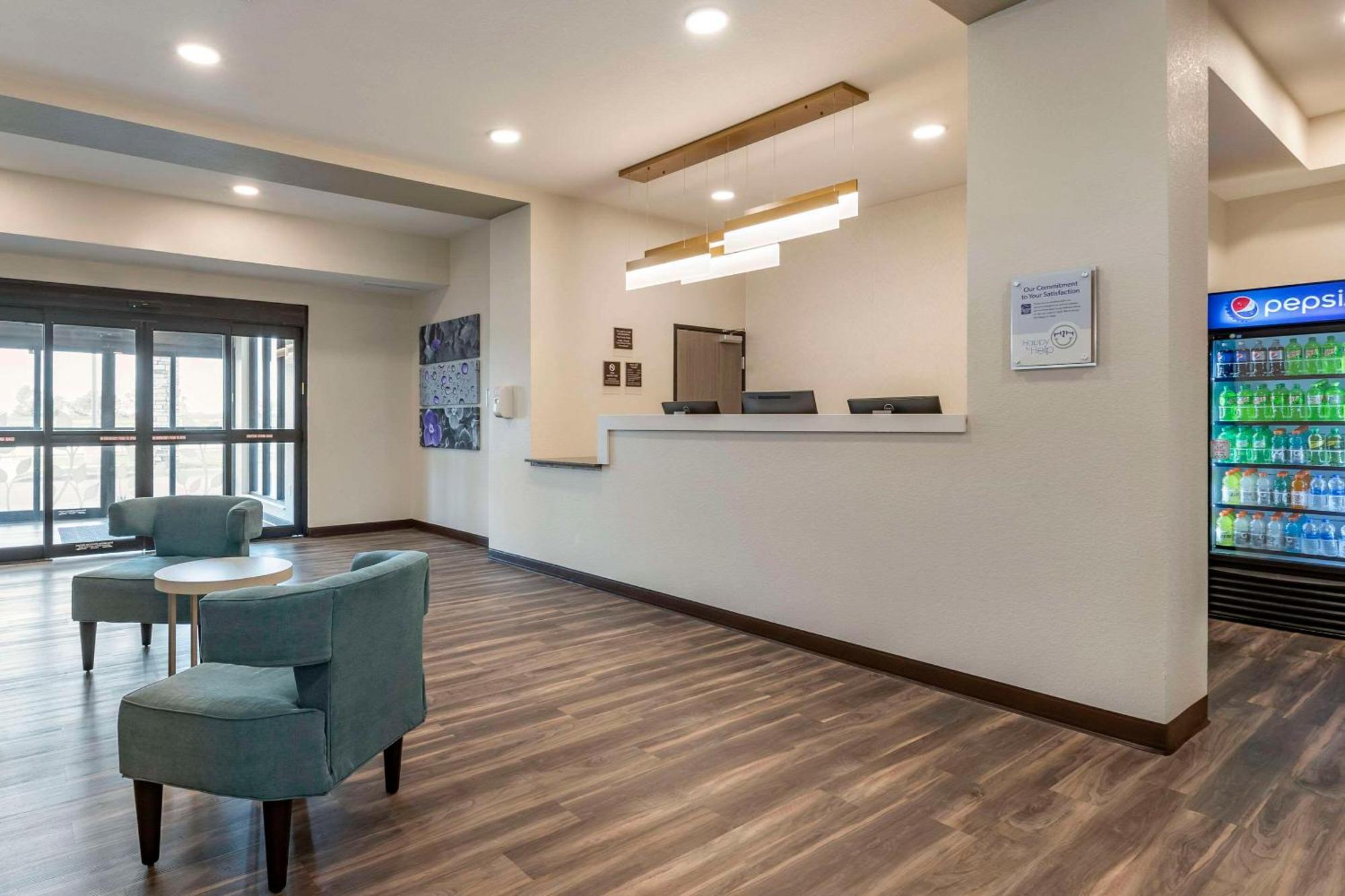 Mainstay Suites Waukee-West Des Moines מראה חיצוני תמונה